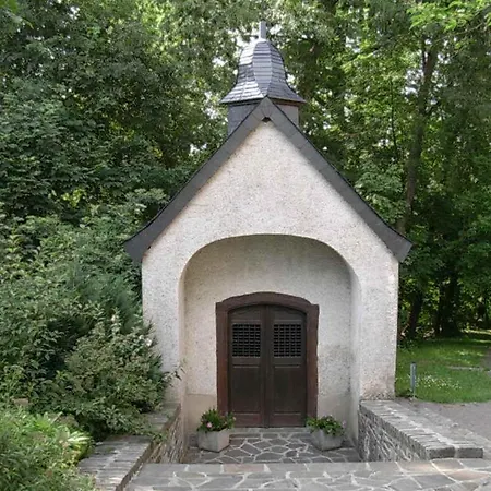 St Hubert 3*