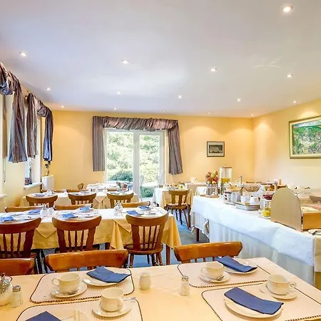 St Hubert Hotel Reuler